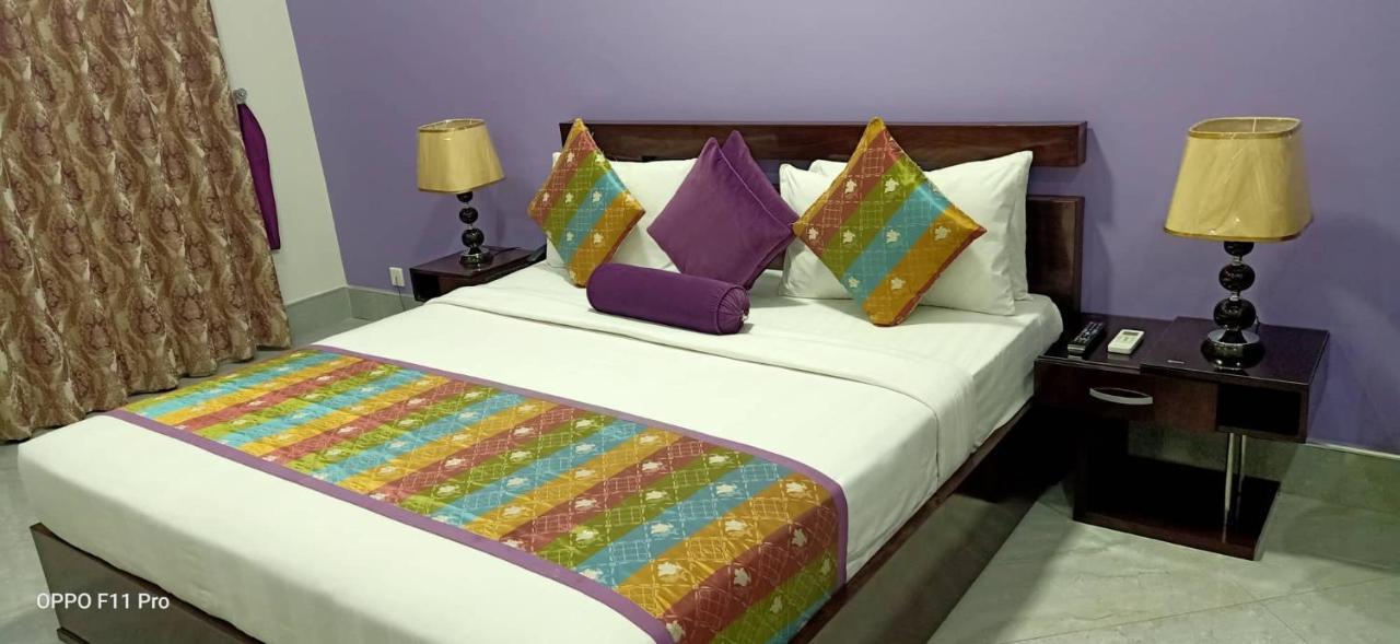 Al Burhan Express Hotel Λαχόρη Εξωτερικό φωτογραφία