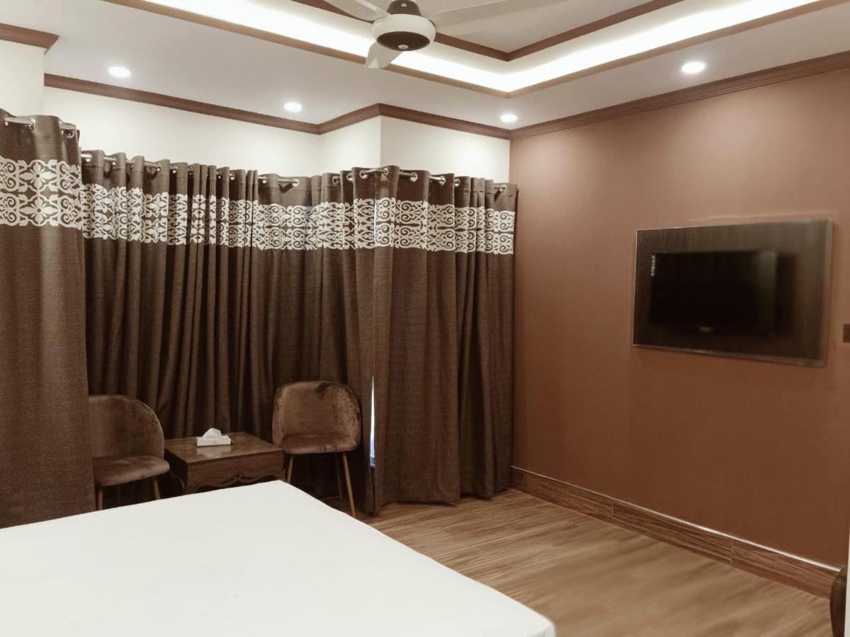 Al Burhan Express Hotel Λαχόρη Εξωτερικό φωτογραφία